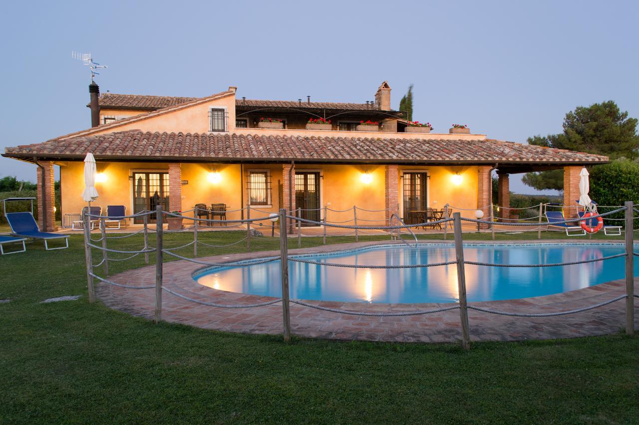 Agriturismo Poggio Delle Conche Pitigliano Eksteriør billede